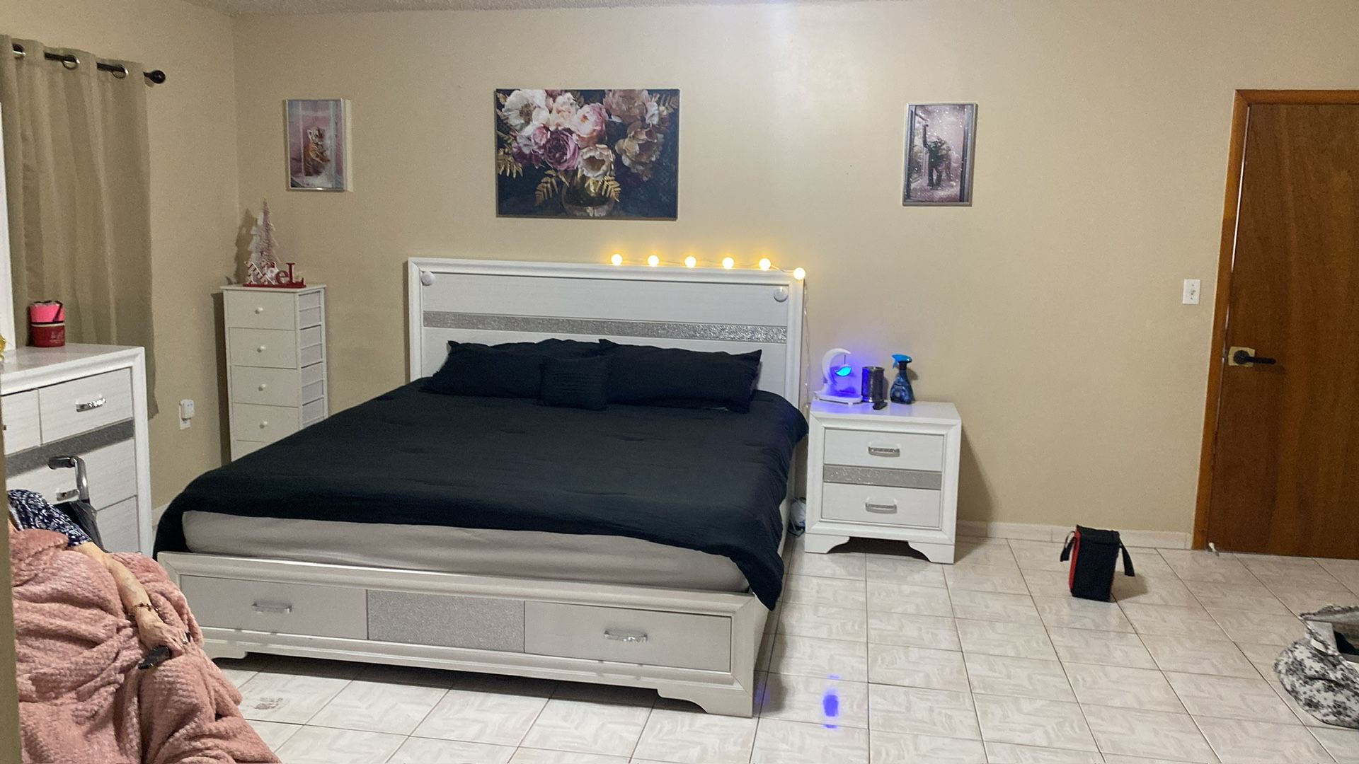 QUEEN BED-FRAME AND MATTRESS FOR SALE