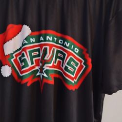 SAN ANTONIO SPUR'S CHRISTMAS TEE-SHIRT.... CHECK OUT MY PAGE FOR MORE ITEMS