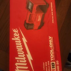 Milwaukee M18 Inflator 