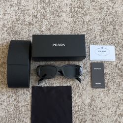 Prada Sunglasses (Unisex) Read Description