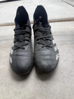 Soccer cleats