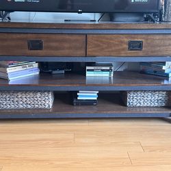 Tv console