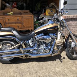 2003 Harley Davidson Softail deuce cvo