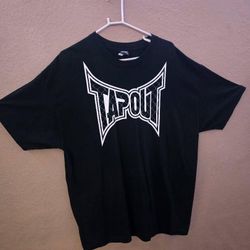 Black TAPOUT Tee