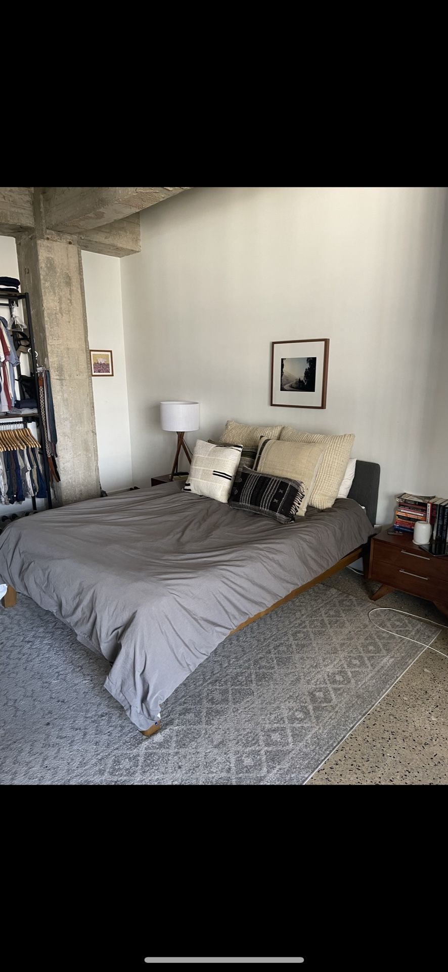 Thuma Platform Bed Queen for Sale in Austin, TX OfferUp