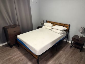 IKEA Trysil dressers and queen sized bed set with mattress