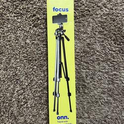 17.8”-52” Onn Tripod