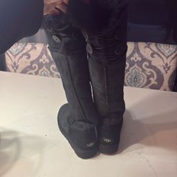 Ugg Over The Knee Bailey Button Bomber Size 6