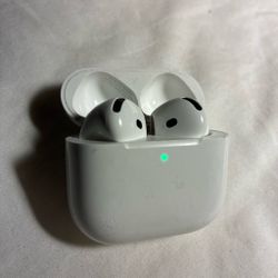 Apple AirPods with Charging Case