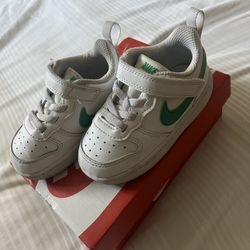 Nike Court