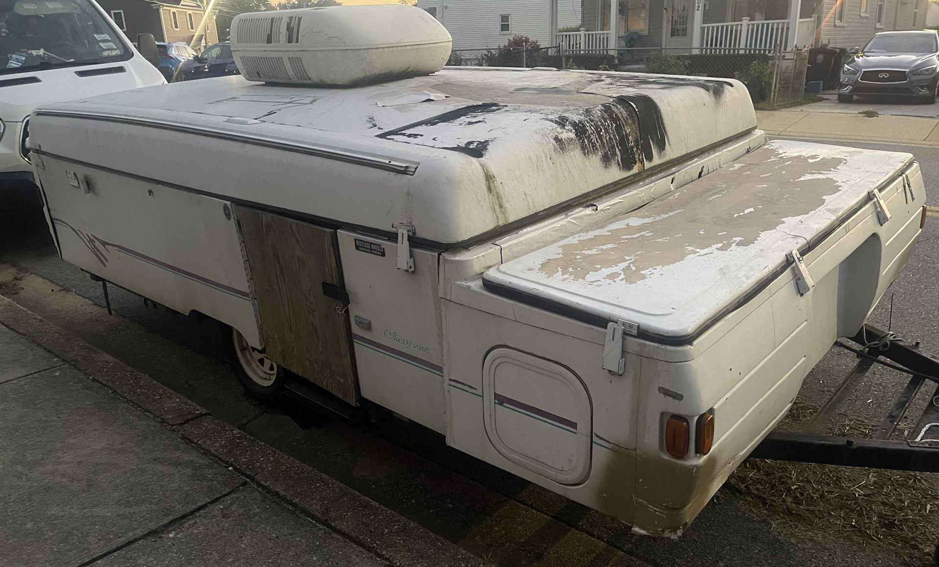 Pop Up Camper 