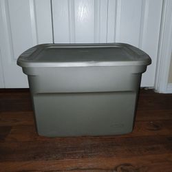 3 Three Large Plastic Storage Bins Boxes W Lids