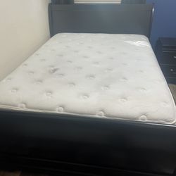 Queen Size Bedroom Set 