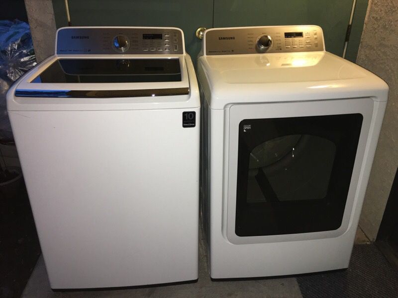Samsung Top Load Washer/Electric Dryer