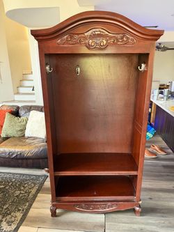 Free* book shelf/ coat storage