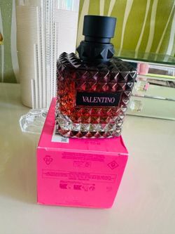Valentino Donna Born In Roma Intense Eau De Parfum - 3.4 oz Of Bold Elegance 