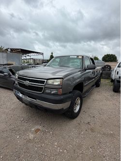 2006 Chevy Silverado 3500 6.0L ENGINE / 4L80 Transmission FOR PARTS ONLY