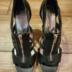 Black Jessica Simpson open shoes/heels/sandals - Size 9