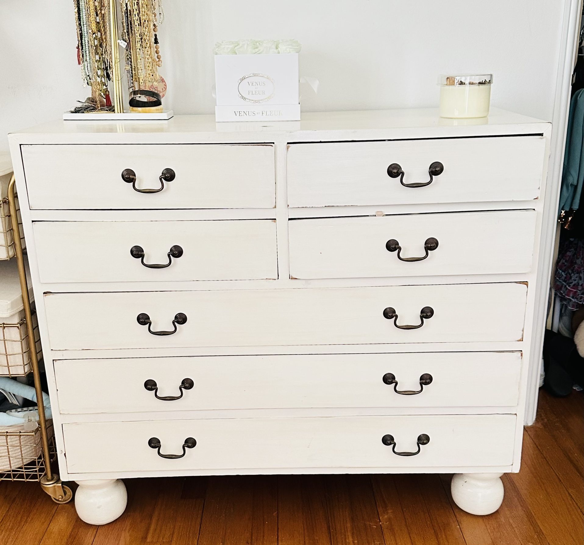 Dresser Chest