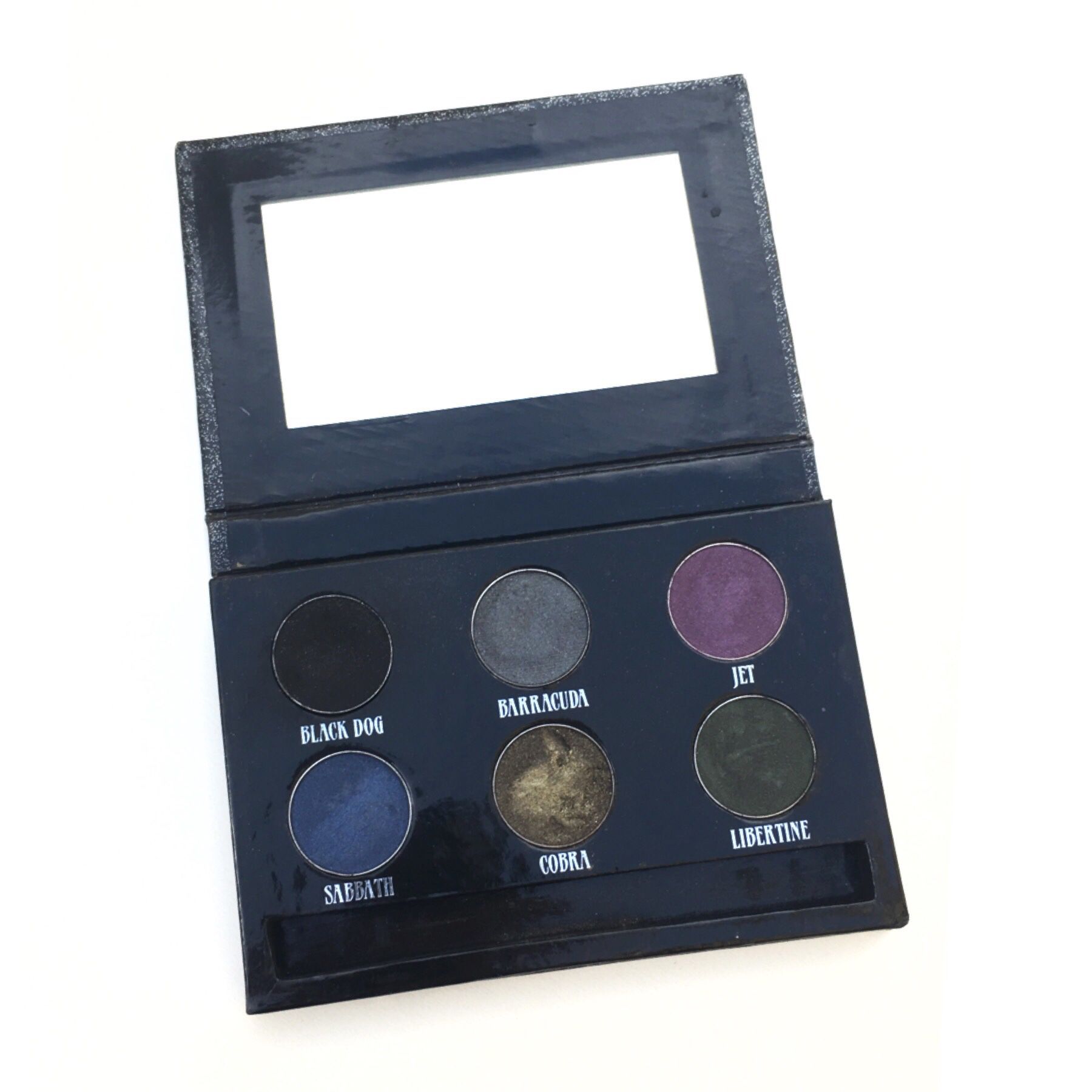 FREE WITH ANY PURCHASE Authentic Urban Decay Eyeshadow The Black Palette