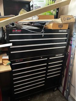 Craftsman ball bearing griplatch tool box