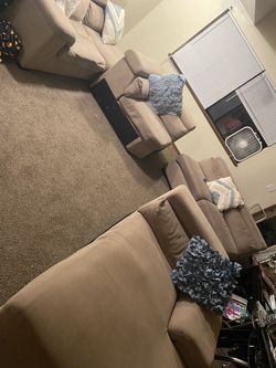 4 Piece sectional couch 