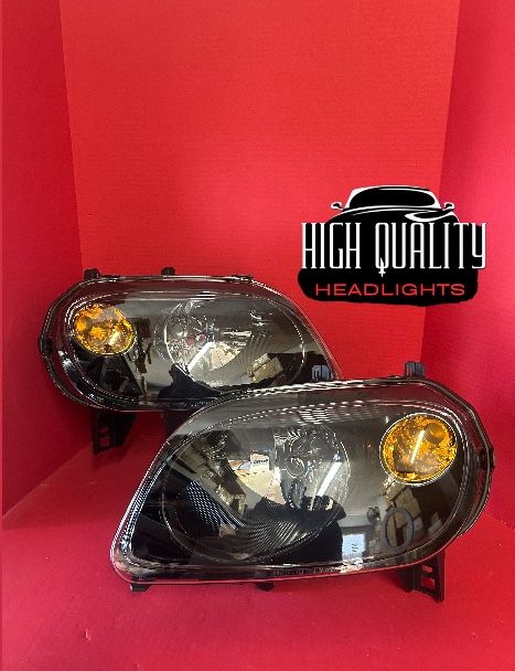 Chevy HHR 2006. 2011 Headlights.