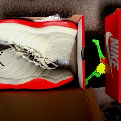 Men's Jordan Flight Size 10.5 