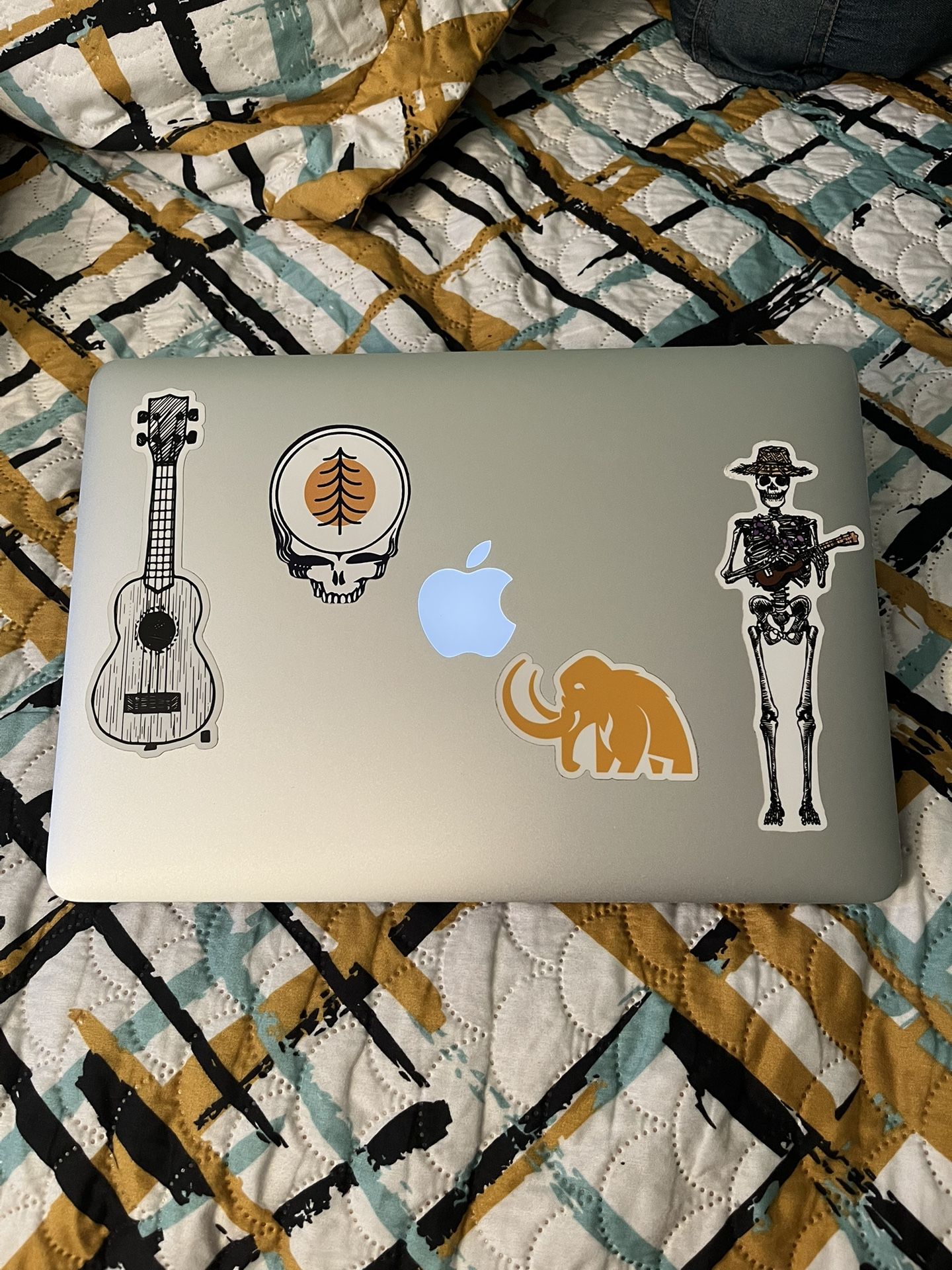 2015 13 MacBook Pro