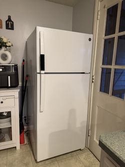 Fridge Refrigerator GE
