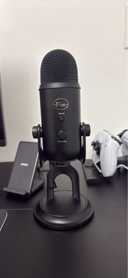 Blue yeti microphone