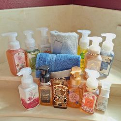 HAND SOAPS AND ACCESSORIES 