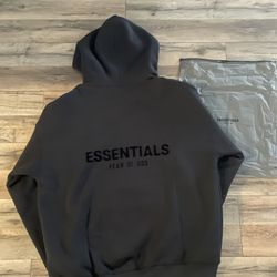 Heavyweight “Essentials” Style Hoodie - Black (Large)