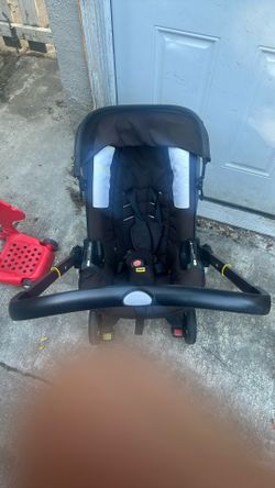 Doona Stroller / Car Seat