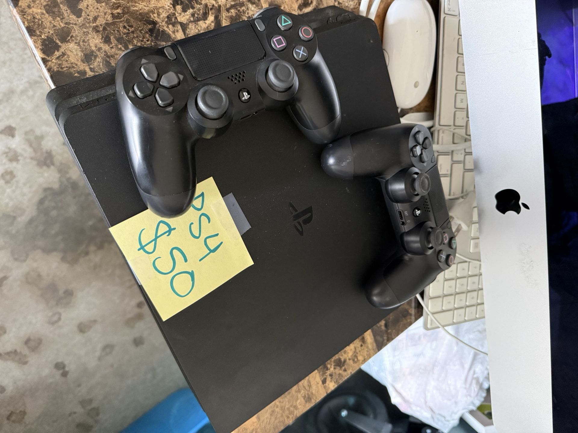 PS4
