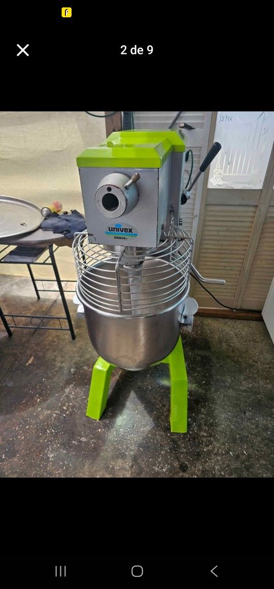 Mixer 40 Qrts.