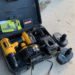 18 V DeWalt Drill