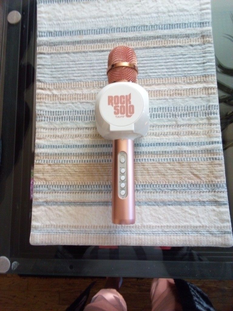 Microphone