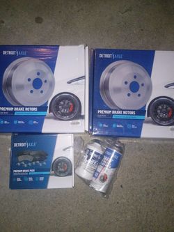 DETROIT AXLE BRAKE PADS N MORE WHOLE SET