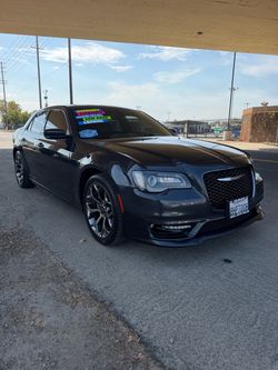 2018 Chrysler 300 S
