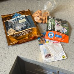Free Dog Stuff