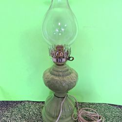 VINTAGE CORDED ELECTRIC OIL LAMP