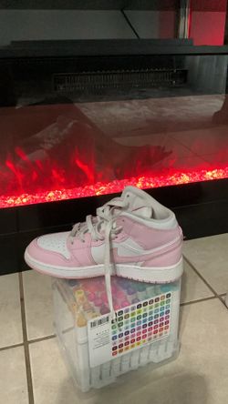 Pink Jordan AIR
