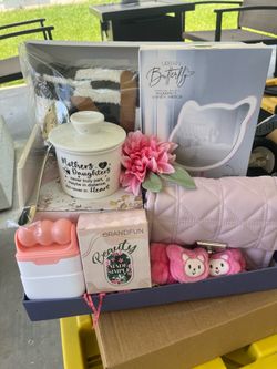Mother daughter basket