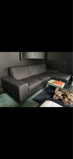 Sectional couch
