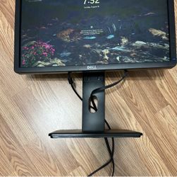 Dell Computer Monitor with Stand