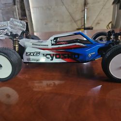 Kyosho Zx6 4wd Carpet Buggy 