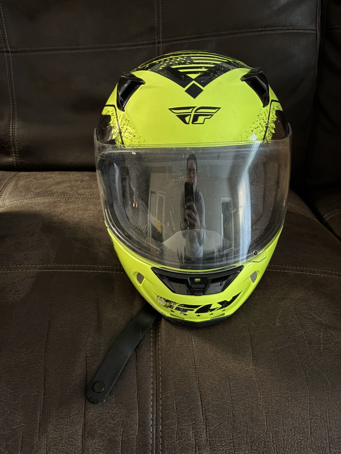 Motorcycle helmet