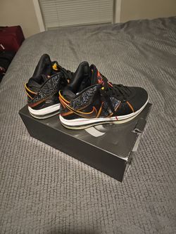 LeBron 8 Space Jam Size 10.5