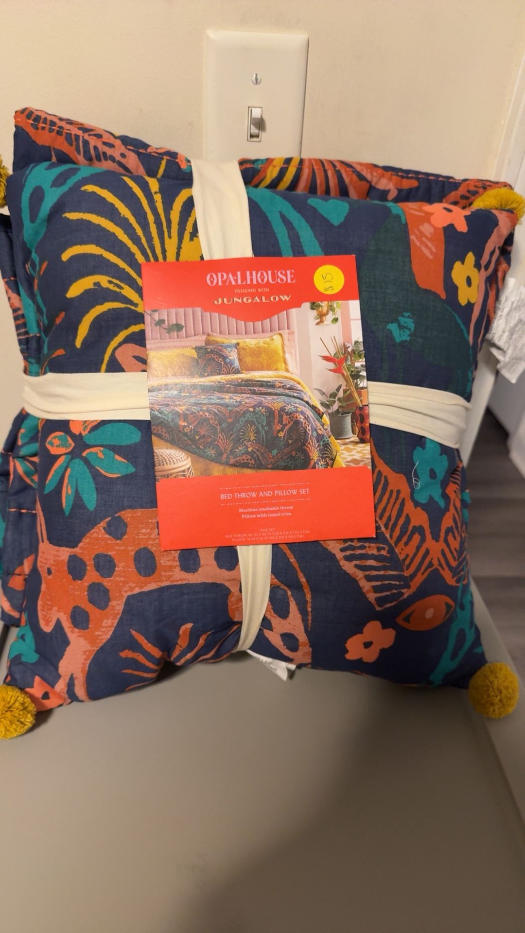 Throw and Pillow Set